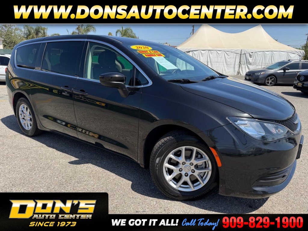 Used 2020 Chrysler Voyager LX FWD image 1