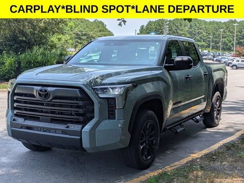Used 2025 Toyota Tundra SR5 w/ SR5 Convenience Package AWD/4WD image 5