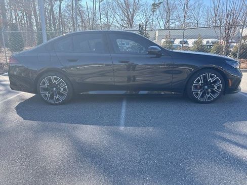 Certified 2025 BMW i5 eDrive40i w/ M Sport Package image 4