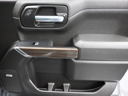 Used 2019 Chevrolet Silverado 1500 RST image 47