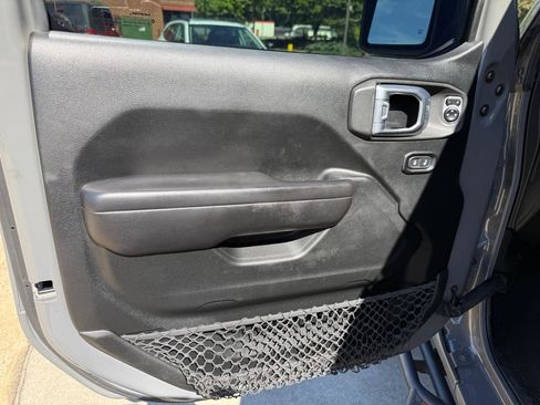Used 2020 Jeep Wrangler Unlimited Sport AWD/4WD image 10