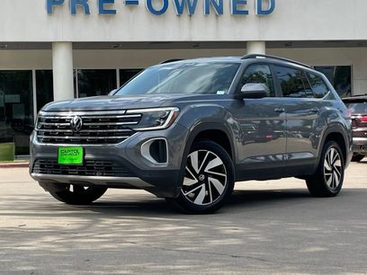 Used 2025 Volkswagen Atlas SE