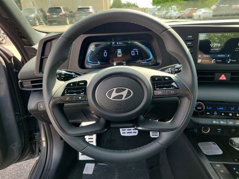 New 2026 Hyundai Elantra Sport FWD image 22