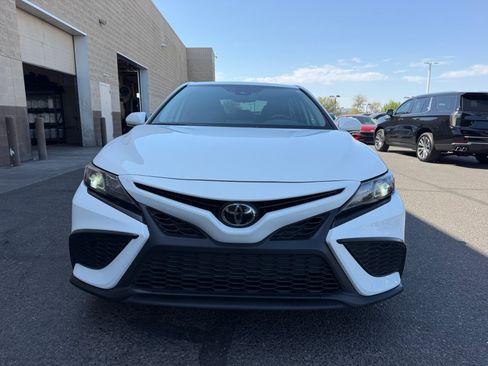 Used 2023 Toyota Camry SE FWD image 23