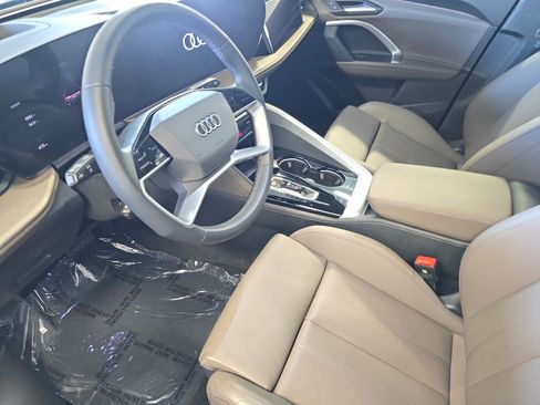 Certified 2025 Audi Q5 Prestige AWD/4WD image 16