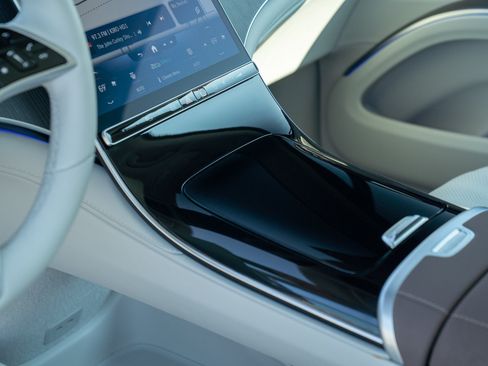 Certified 2023 Mercedes-Benz EQS 450+ 4MATIC SUV image 19