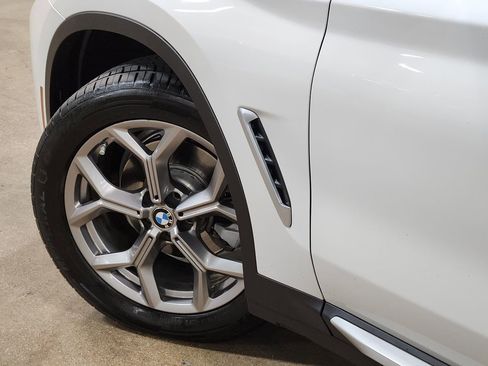Used 2024 BMW X3 sDrive30i w/ Premium Package RWD image 23