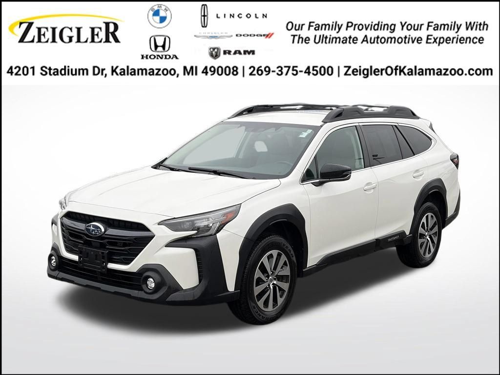 Used 2024 Subaru Outback Premium AWD/4WD image 1