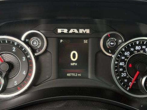 Used 2024 RAM 2500 Big Horn AWD/4WD image 12