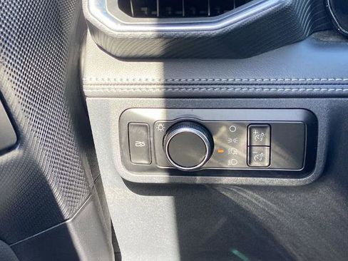 Used 2024 Ford Mustang Premium image 13