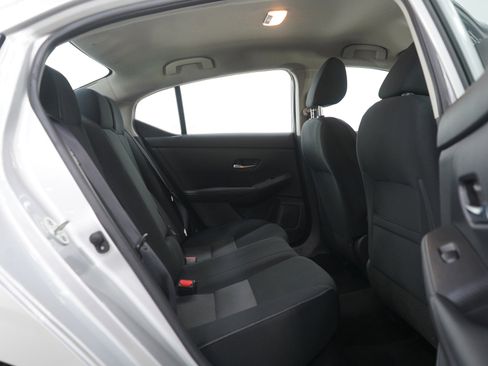 Used 2022 Nissan Sentra SV w/ Trunk Package image 11