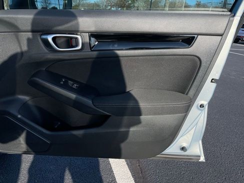 Used 2023 Honda Civic EX image 29