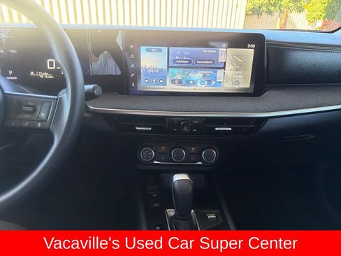 Used 2025 Nissan Kicks SV FWD image 17