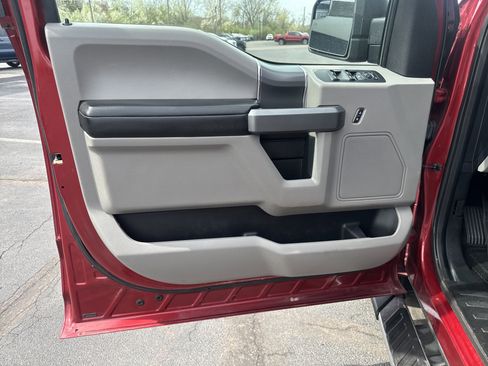 Used 2016 Ford F150 XLT w/ Equipment Group 301A Mid image 14