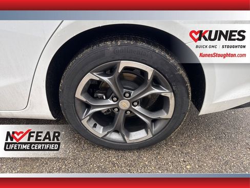 Used 2024 Chevrolet Malibu LT image 18