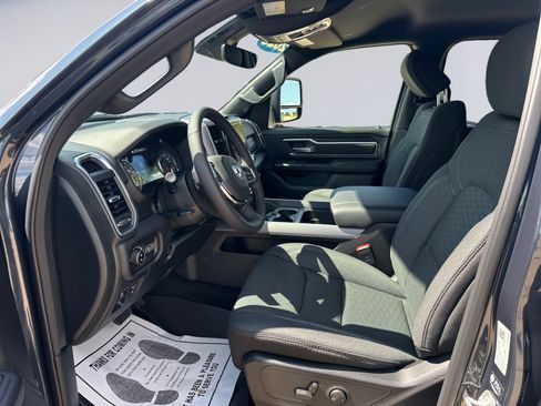 New 2025 RAM 1500 Big Horn image 9