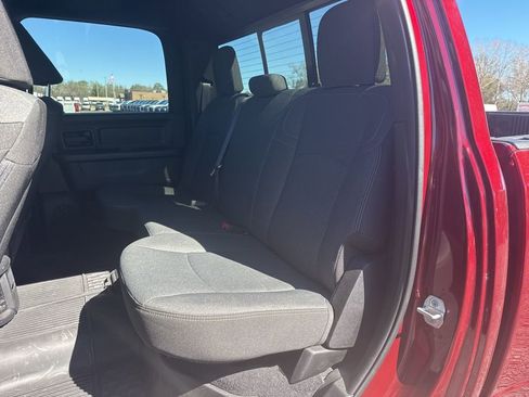 Used 2024 RAM 3500 Tradesman w/ Chrome Appearance Group image 17