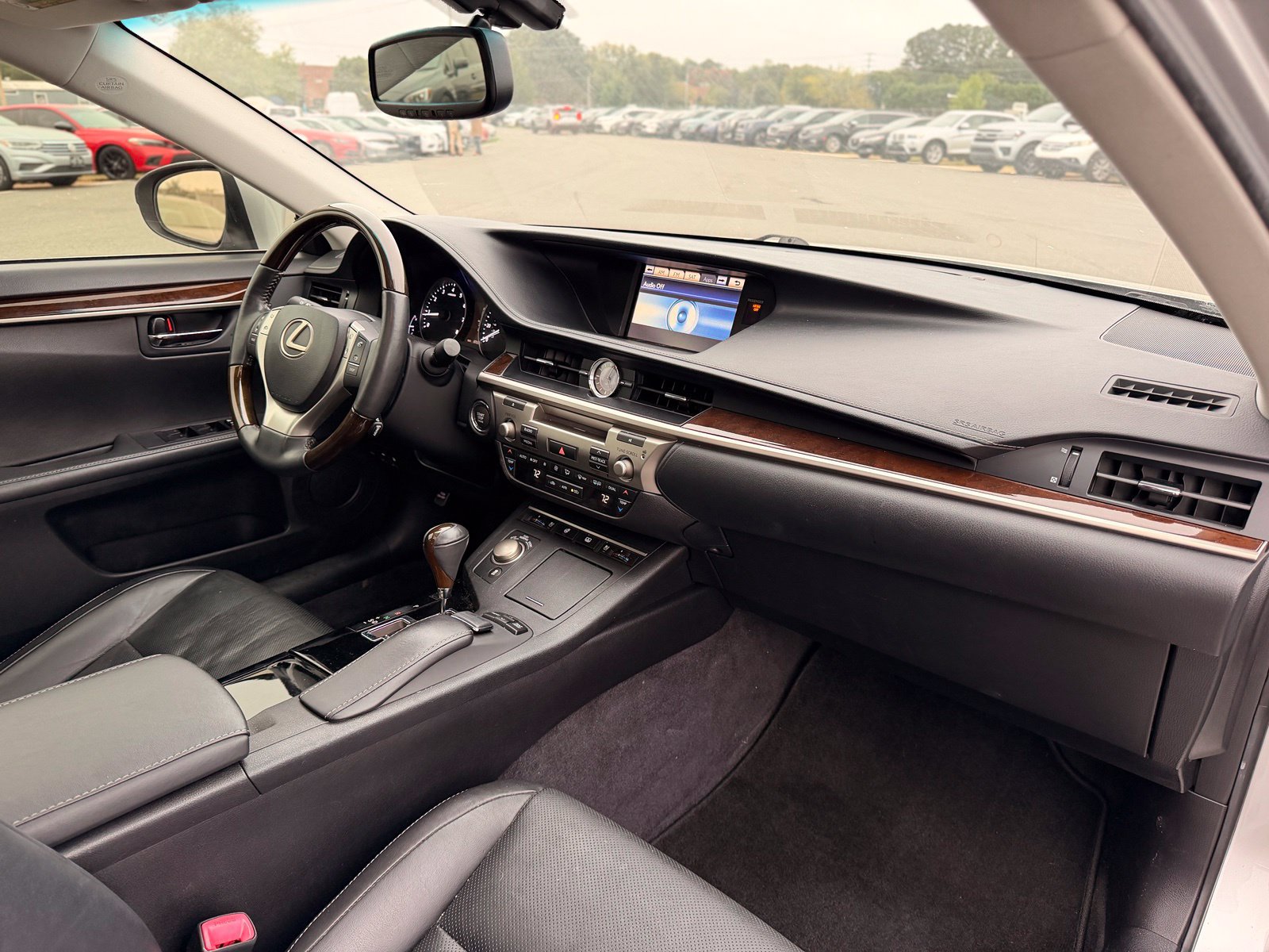 Used 2014 Lexus ES 350 w/ Luxury Package FWD image 27
