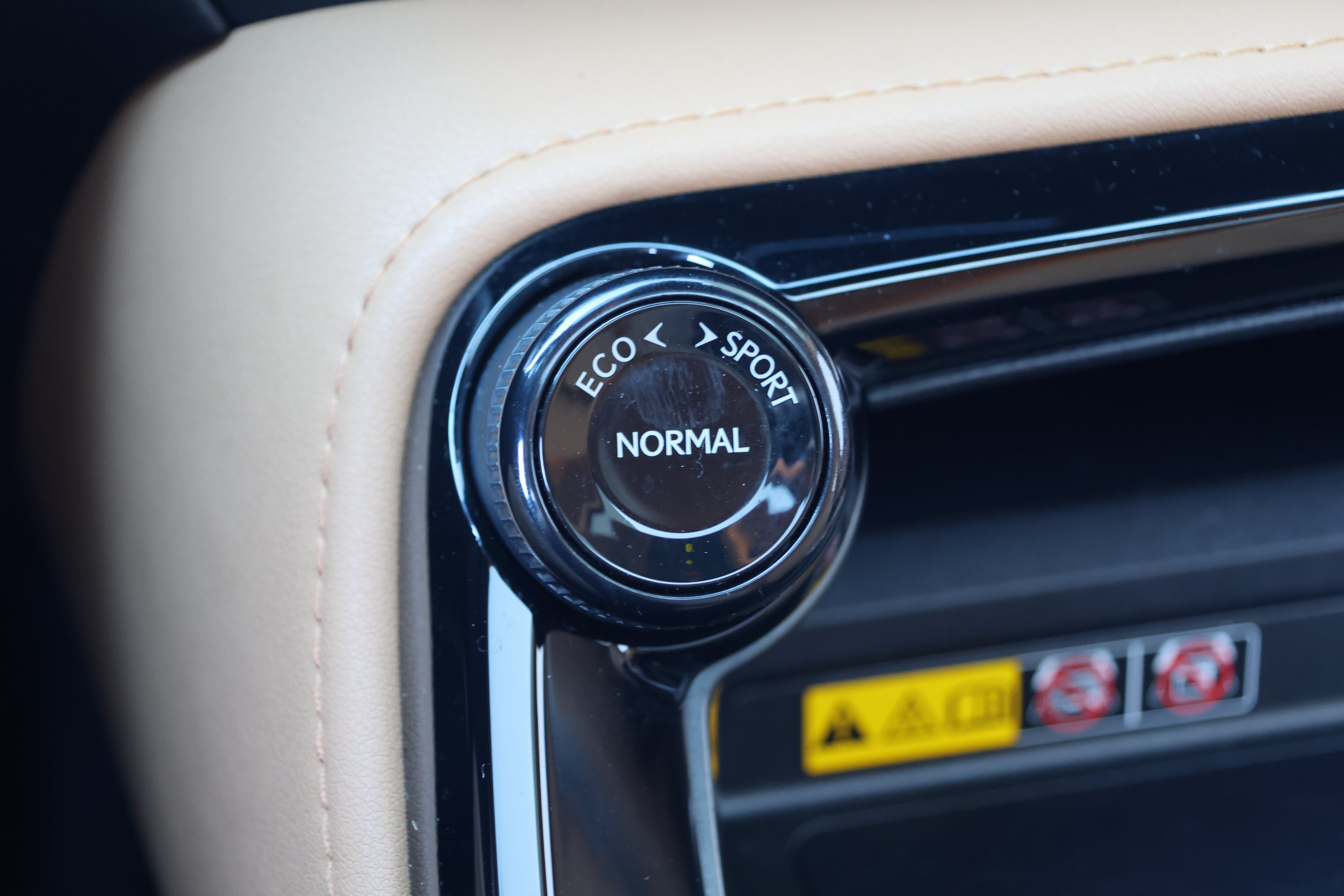 Used 2025 Lexus NX 350 AWD w/ Premium Package image 24