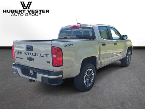 Used 2021 Chevrolet Colorado Z71 AWD/4WD image 6