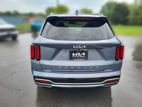 Certified 2022 Kia Sorento SX FWD image 8