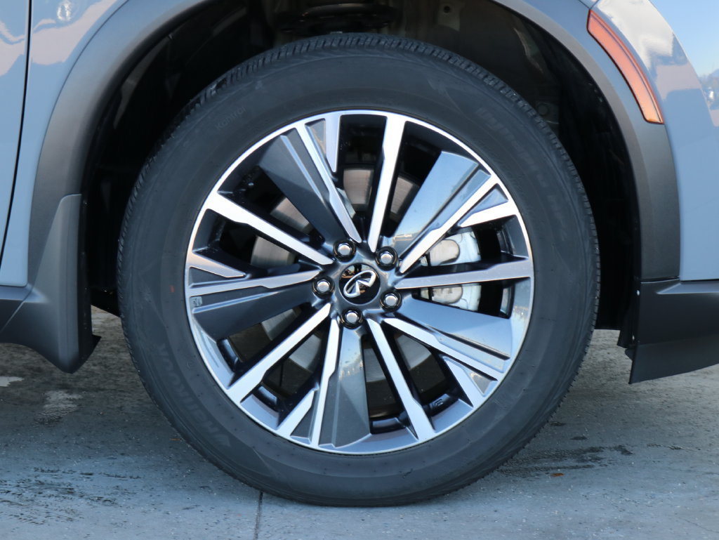Certified 2026 INFINITI QX60 Luxe w/ Cargo Package AWD/4WD image 52