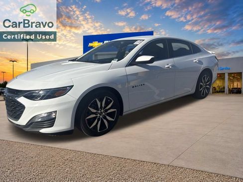 Used 2022 Chevrolet Malibu RS FWD image 2