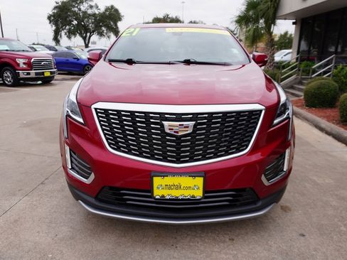Used 2021 Cadillac XT5 Premium Luxury image 2