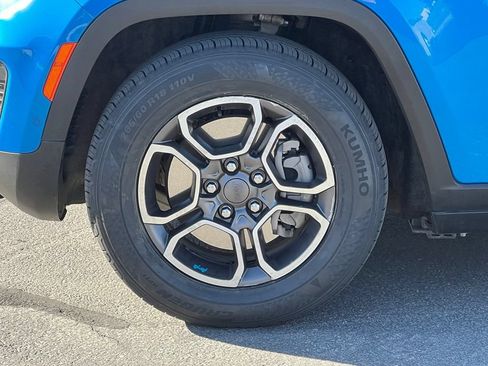 Used 2022 Jeep Grand Cherokee Trailhawk w/ Advanced Protech Group II AWD/4WD image 14