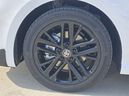 New 2026 Toyota Camry SE image 10