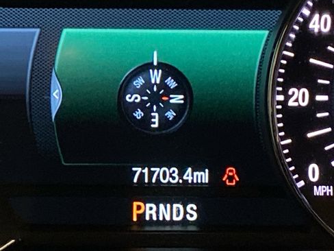 Used 2017 Ford Explorer Platinum image 24