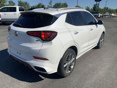 Used 2022 Buick Encore GX Select w/ Sport Touring Package FWD image 12