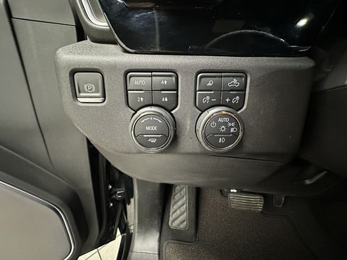 Certified 2024 Chevrolet Silverado 2500 High Country AWD/4WD image 26