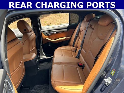 Used 2025 Cadillac CT5 Premium Luxury RWD image 18
