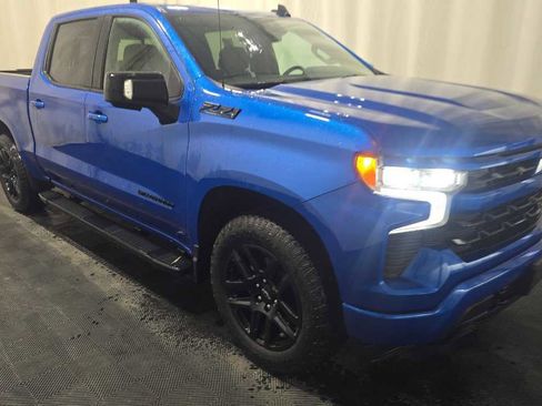 Used 2023 Chevrolet Silverado 1500 RST image 5