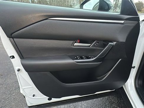 Certified 2025 MAZDA CX-50 AWD 2.5 S w/ Weather Package image 25