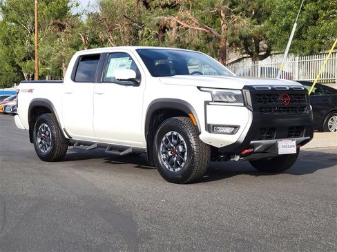 New 2026 Nissan Frontier PRO-4X w/ Pro Premium Package image 15