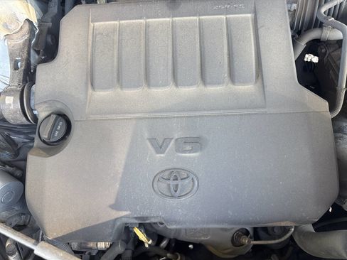 Used 2015 Toyota Highlander Limited image 26