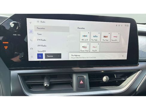 Used 2025 Lexus UX 300h AWD w/ Cold Area Package image 17