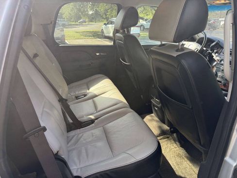 Used 2012 Chevrolet Tahoe LS RWD image 16