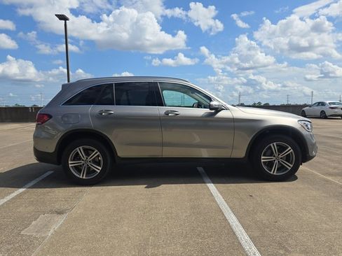 Certified 2021 Mercedes-Benz GLC 300 image 4