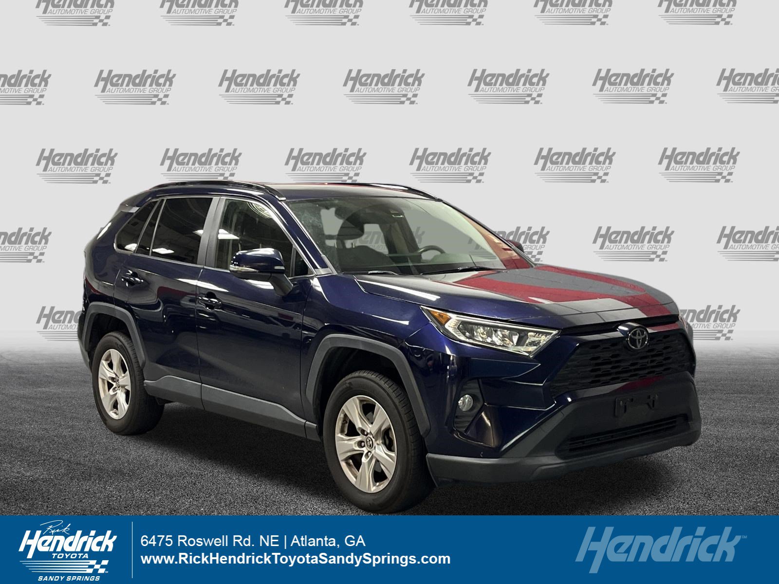 Used 2019 Toyota RAV4 XLE AWD/4WD image 1