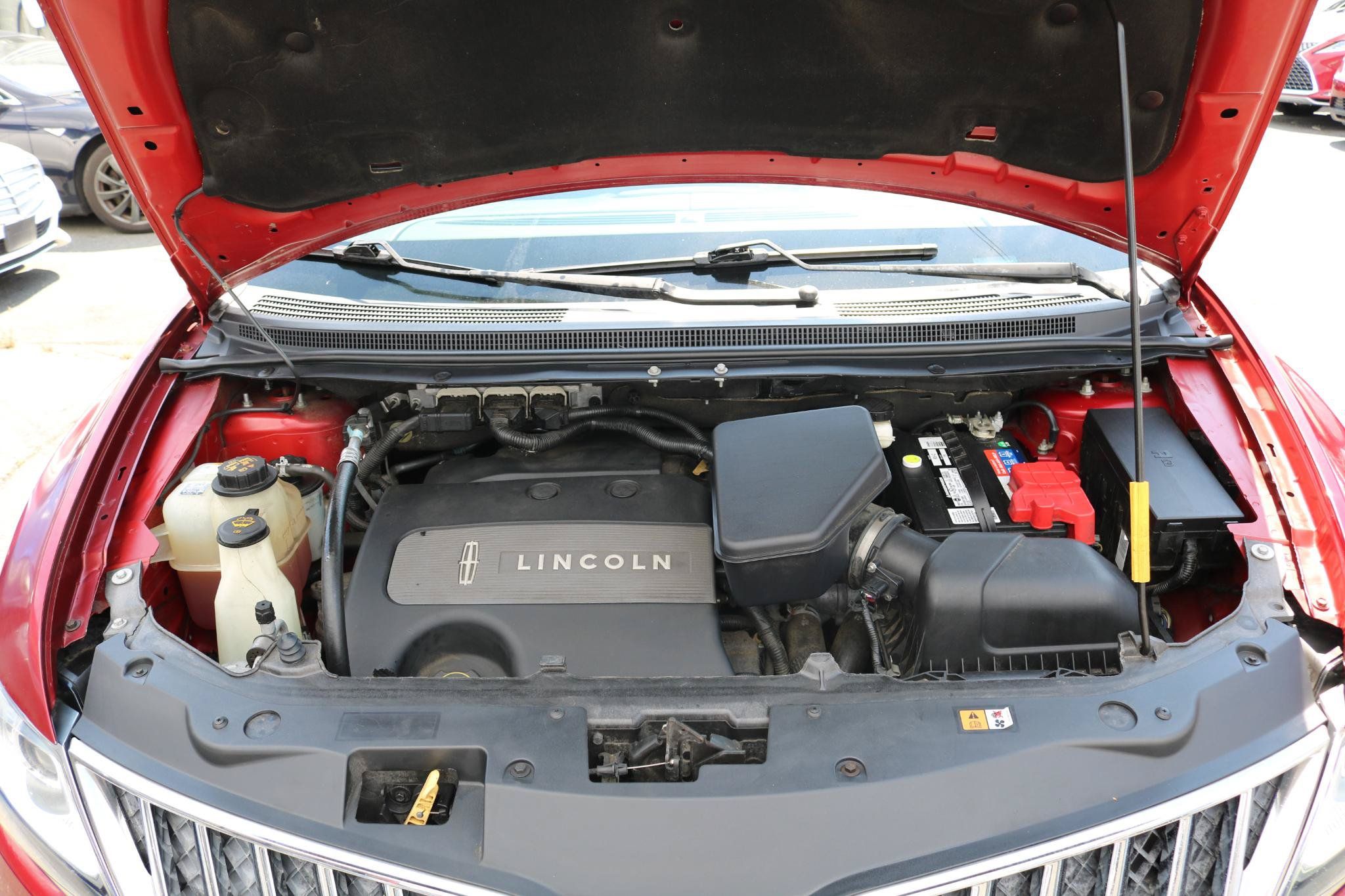Used 2015 Lincoln MKX FWD w/ Walnut Swirl Wood Package image 44