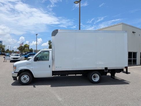 New 2026 Ford E-350 and Econoline 350 Super Duty w/ Power Equipment Group RWD image 6