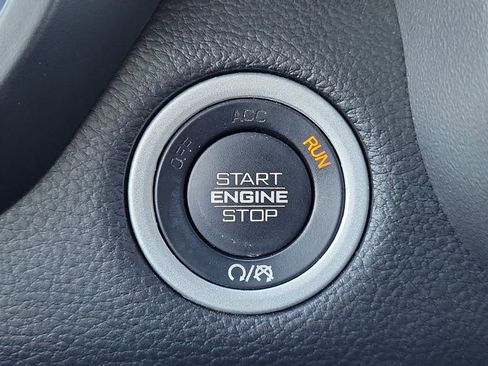 Used 2023 RAM 1500 Big Horn image 32