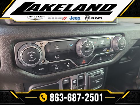 Used 2025 Jeep Wrangler Unlimited Sport AWD/4WD image 22