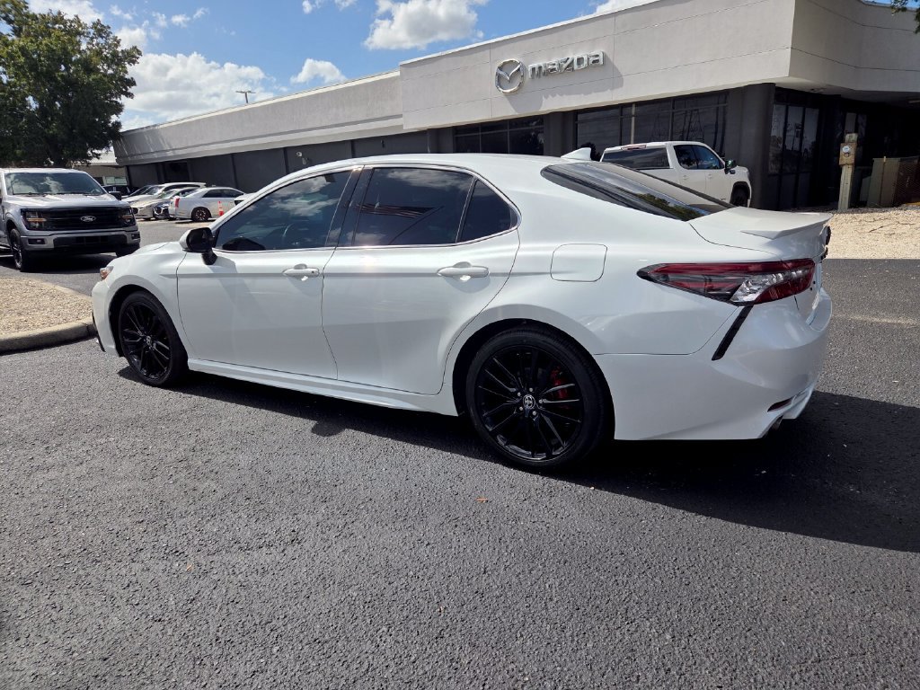 Used 2024 Toyota Camry XSE FWD image 10