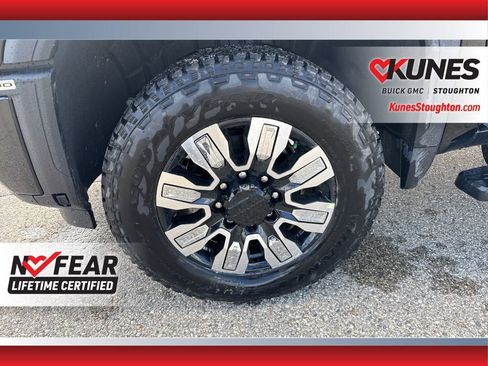 New 2026 GMC Sierra 2500 Denali w/ Denali Reserve Package AWD/4WD image 17