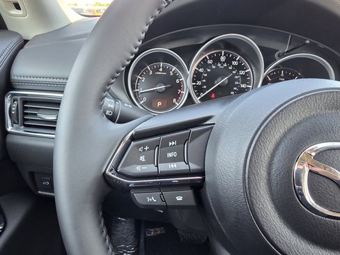 New 2025 MAZDA CX-5 AWD 2.5 S w/ Preferred Package image 19
