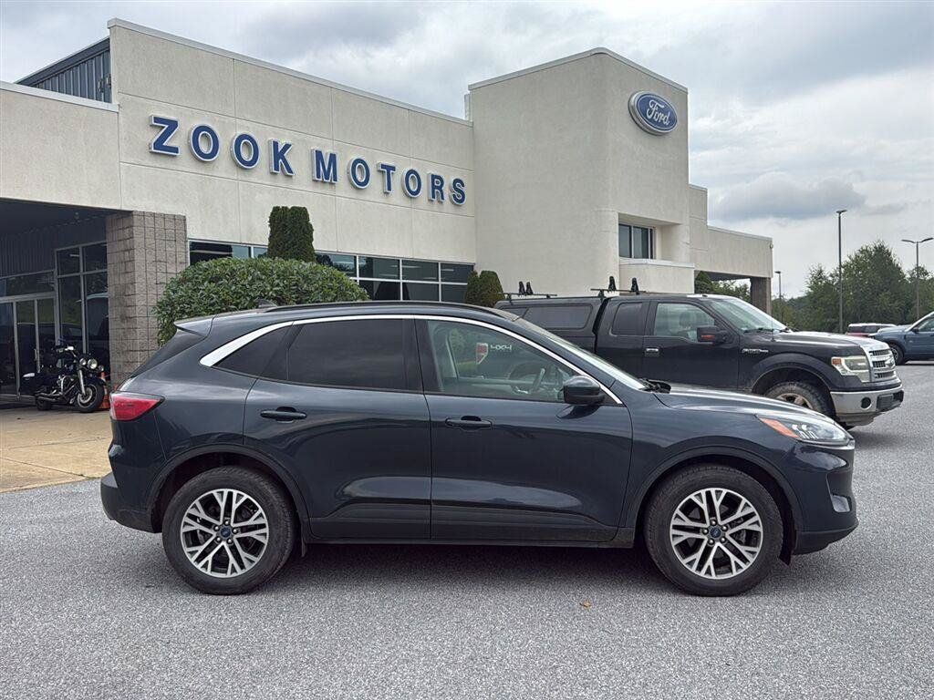 Certified 2022 Ford Escape SEL w/ Class II Trailer Tow Package AWD/4WD image 4